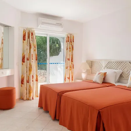 Balaia Golf Village 4*