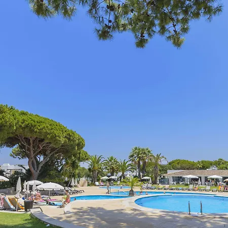 Üdülőközpont Balaia Golf Village 4*