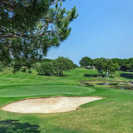 Balaia Golf Village Üdülőközpont